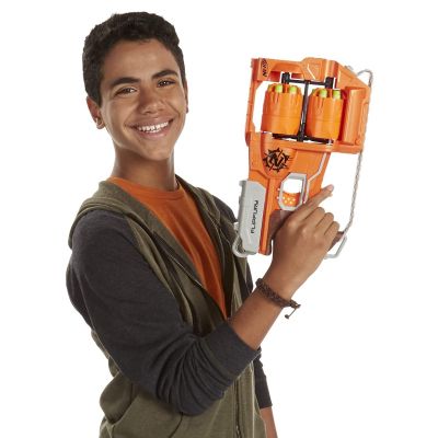 nerf_zombie_strike_flipfury_blaster_2_flipping_6-dart_drums_12_nerf_zombie_strike_elite_darts_1_.jpg